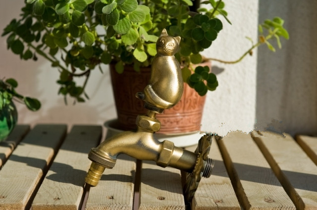 ก๊อกสนามล้างพื้นทองเหลือง