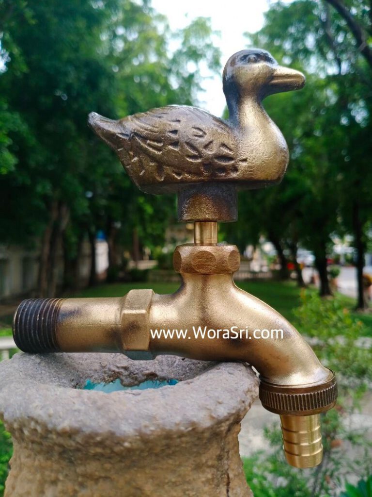 ก๊อกน้ำทองเหลือง