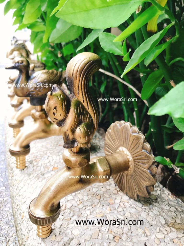 ก๊อกน้ำทองเหลือง