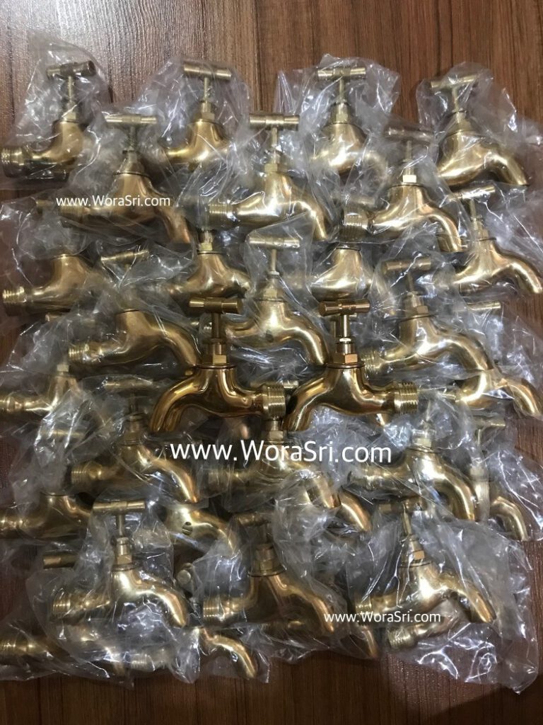 ก๊อกล้างพื้น