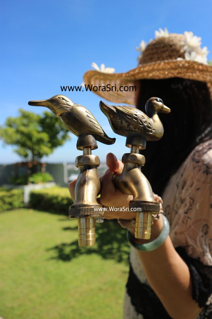 ก๊อกสนามทองเหลือง