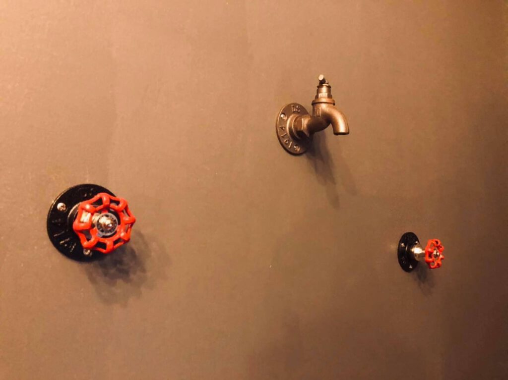 ฮุคตะขอแขวนผนังสไตล์ลอฟท์ Pipe Hook Loft Style 1